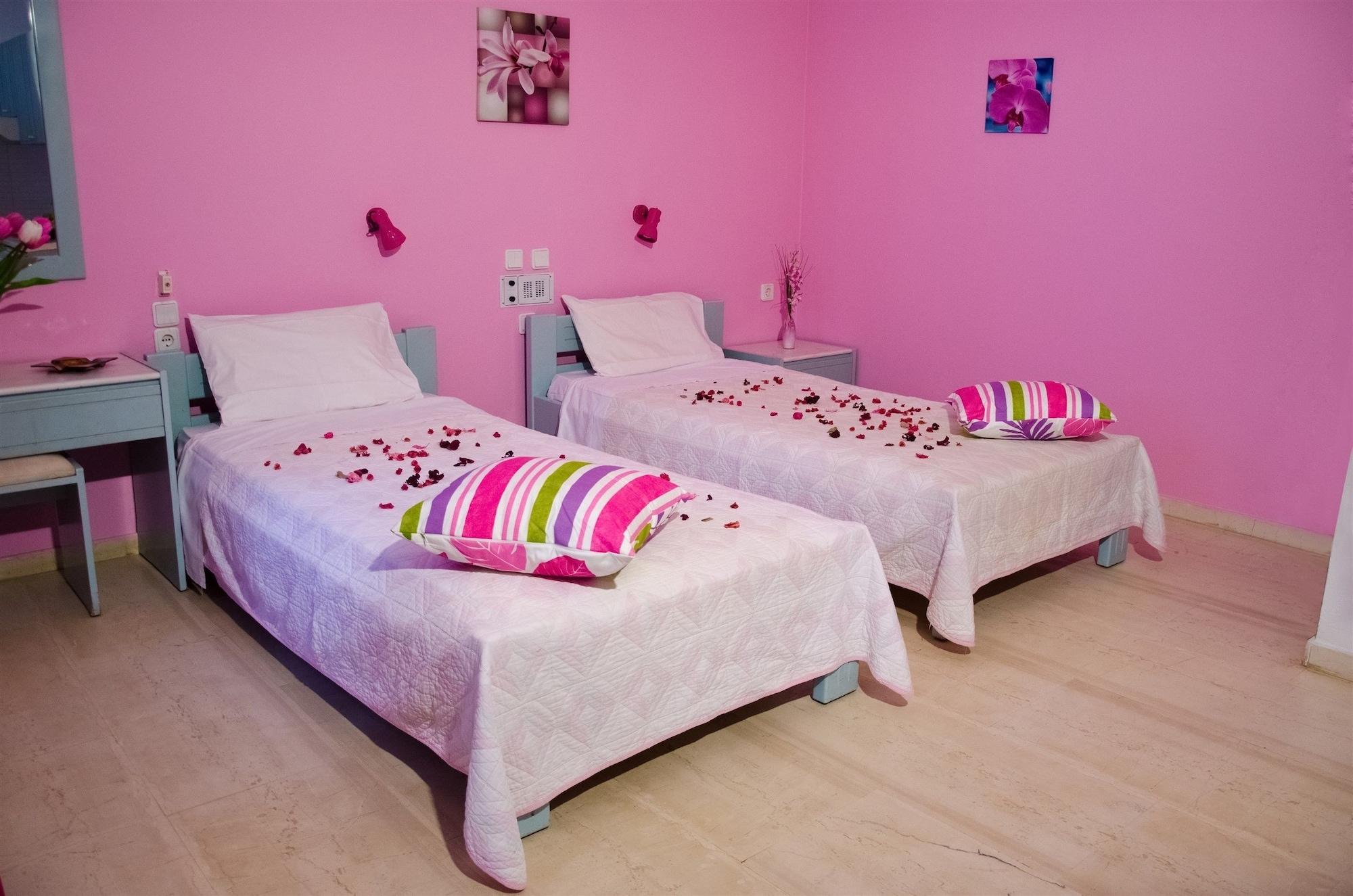 Galini Apartments Malia  Ngoại thất bức ảnh